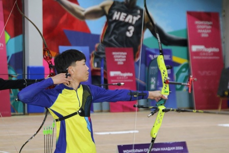 Улаанбаатар хотод зохион байгуулагдсан 2026 оны 🏹Байт харвааны Насанд хүрэгчдийн Заалны Улсын аварга шалгаруулах тэмцээнд Улсын мэргэн Д.Оюунханд багштай Байт харвааны тамирчид амжилттай оролцлоо. 