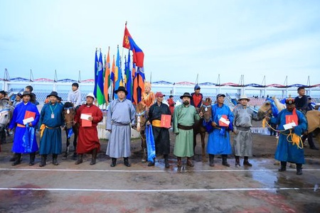 АЙМГИЙН БАЯР НААДАМД АЙРГИЙН ТАВД ХУРДАЛСАН ХУРДАН АЗАРГА, СОЁОЛОН, ШҮДЛЭНГ ЦОЛЛОЖ, БАЙ ШАГНАЛЫГ ГАРДУУЛЛАА