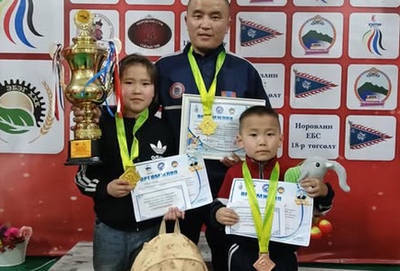 Чөлөөт бөхийн 2026 оны аймгийн аварга шалгаруулах тэмцээн амжилттай зохион байгуулагдлаа