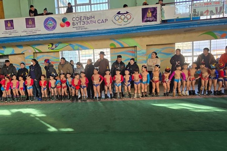 ИРЭЭДҮЙН БЯЦХАН АВАРГУУДЫН ХИЙМОРЬ БАДАРСАН ӨДӨР ...