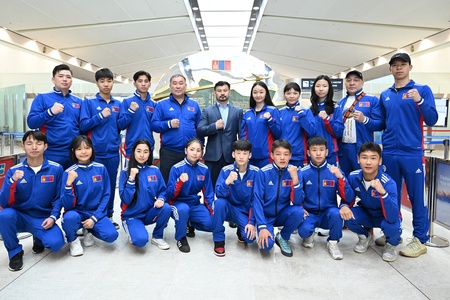 МОНГОЛЫН БОКСЫН ӨСВӨРИЙН 15 ТАМИРЧИН ХАМТАРСАН БЭЛТГЭЛ СУРГУУЛИЛТАД ХАМРАГДАХААР УЗБЕКИСТАН УЛСЫГ ЗОРИВ