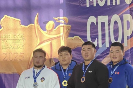 Монголын бүх ард түмний 16 дугаар наадмын чөлөөт бөхийн тэмцээний 125 кг - ийн жинд Д.Нарантулга аварга боллоо