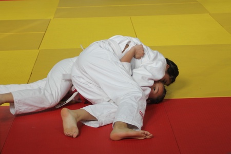 ЖҮДО БӨХИЙН ӨСВӨР ҮЕИЙН АЙМГИЙН АВАРГА ШАЛГАРУУЛАХ ТЭМЦЭЭНИЙ ЭХНИЙ ӨДӨР АМЖИЛТТАЙ БОЛЖ ӨНДӨРЛӨЛӨӨ