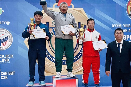 Хүндийн өргөлтийн спортоор хичээллэгч тамирчид маань амжилт гаргалаа.