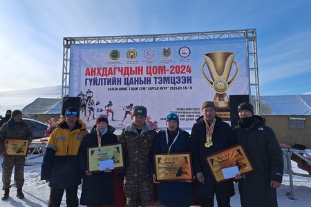   Гүйлтийн цанын анхдагчдын цомын тэмцээнд Орхон аймгийн баг ДЭД байр эзэллээ. 