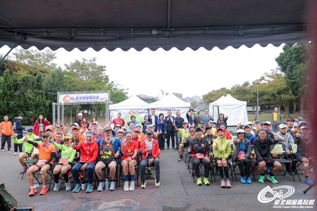 48цагийн гүйлтийн ОЛОН УЛСЫН тэмцээнд оролцов. 