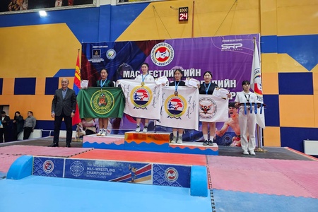 МАС-РЕСТЛИНГИЙН СПОРТЫН 13 ДАХЬ МОНГОЛ УЛСЫН АВАРГА ШАЛГАРУУЛАХ ӨСВӨР ҮЕ, НАСАНД ХҮРЭГЧДИЙН  ТЭМЦЭЭНД ОРХОН АЙМГИЙН МОДОН БАРИЛДААНЫ БАГ ТАМИРЧИД АМЖИЛТТАЙ ОРОЛЦЛОО