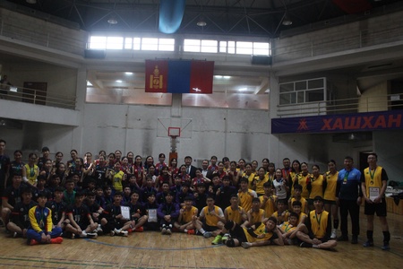 U-18 Волейболын идэрчүүдийн Хангайн бүсийн тэмцээн боллоо.