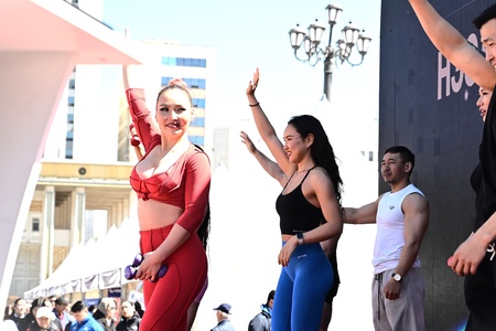 ЭРҮҮЛ МЭНД, НИЙТИЙН БИЕИЙН ТАМИРЫГ СУРТАЛЧИЛАХ НЭЭЛТТЭЙ ХААЛГАНЫ ӨДӨРЛӨГ БОЛОВ