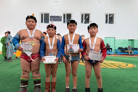 Орхон аймгийн биеийн тамир, спортын газар, Баян-өндөрийн хүчтэн дэвжээ, Үндэсний спортын холбоодтой хамтран "Нөлөөллийн арга хэмжээ"  зохиогдлоо.