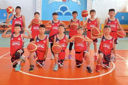 ДУНДГОВЬ АЙМГИЙН U10, U12 НАСНЫ УЛСЫН АВАРГА ШАЛГАРУУЛАХ ТЭМЦЭЭНД ОРОЛЦОЖ БАЙНА.