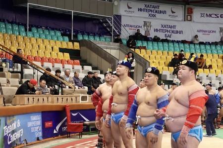 ХАН-УУЛ ДҮҮРГИЙН 60 ЖИЛИЙН ОЙД ЗОРИУЛСАН ХҮЧИТ БӨХИЙН БАРИЛДААН ЗОХИОН БАЙГУУЛАГДАЖ БАЙНА