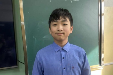 Эрин зууны Бахархал Эрдэнэт хотын 50 жилийн ойн хүрээнд зохион байгуулагдаж буй Шатрын өсвөрийн аймгийн аварга шалгаруулах тэмцээн амжилттай зохион байгуулагдлаа. 