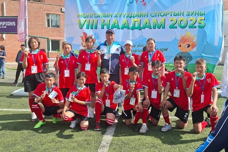 ⚽️Монголын хүүхдийн спортын VIII их наадмын тусгай хөлбөмбөгөөр Орхон аймгийн эрэгтэй эмэгтэй баг хос хүрэл медаль хүртлээ 🤗