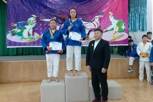 КУРАШ БОЛОН БҮСТЭЙ БӨХИЙН ХОТЫН АВАРГА ШАЛГАРУУЛАХ ТЭМЦЭЭНЭЭС ТӨВ АЙМГИЙН ТАМИРЧИД 5 АЛТ, 7 ХҮРЭЛ МЕДАЛЬ ХҮРТЛЭЭ