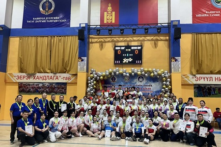 БАЯНГОЛ ДҮҮРГИЙН СУРГУУЛИЙН ӨМНӨХ БОЛОВСРОЛЫН БАЙГУУЛЛАГЫН БАГШ, АЖИЛТАН АЛБАН ХААГЧДЫН ТЭМЦЭЭН АМЖИЛТТАЙ ЗОХИОН БАЙГУУЛАГДЛАА. 