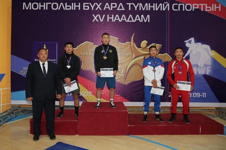 Монголын Бүх ард түмний XV наадмын чөлөөт бөхийн хоёр дахь өдрийн медальтнууд.