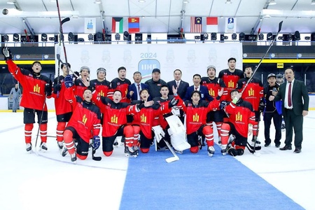 Монгол Улсын Шайбтайн хоккейн үндэсний шигшээ баг Дэлхийн аварга боллоо.