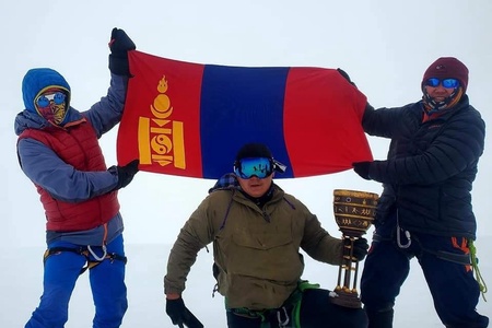 ТОКИО ОЛИМП САНГИЙН ЦОМ АЛТАЙ ТАВАН БОГДЫН ОРГИЛД ХҮРЛЭЭ. 