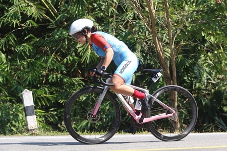 Ц.СОЛОНГО ТАЙЛАНДАД АЙРАГДАВ