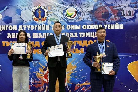 БАЯНГОЛ ДҮҮРГИЙН ЖҮДО БӨХИЙН ӨСВӨР ҮЕИЙН АВАРГА ШАЛГАРУУЛАХ ТЭМЦЭЭН АВАРГУУДАА ШАЛГАРУУЛЛАА.