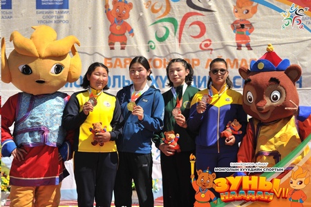 Монголын хүүхдийн VII наадам Баянхонгор аймагт амжилттай зохион байгуулагдаж байна. 