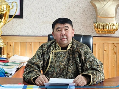 "МОНГОЛ ДЭЭЛТЭЙ ӨДӨР"