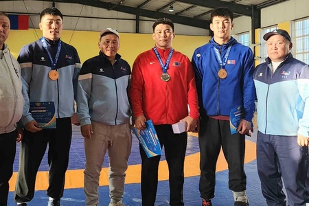 ЧЛӨӨТ БӨХИЙН ТӨРӨЛД 1 МӨНГӨ, 1 ХҮРЭЛЬ МЕДАЛЬ ХҮРТЛЭЭ