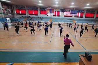 “ЭМНЭЛЭГ РҮҮ БИШ, ЭРҮҮЛ ХӨДӨЛГӨӨНД НЭГДЭЦГЭЭЕ”