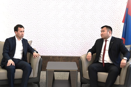 УЗБЕКИСТАН УЛСТАЙ БОКСЫН ТАМИРЧДЫГ ХӨГЖҮҮЛЭХ ЧИГЛЭЛЭЭР ХАМТРАН АЖИЛЛАНА