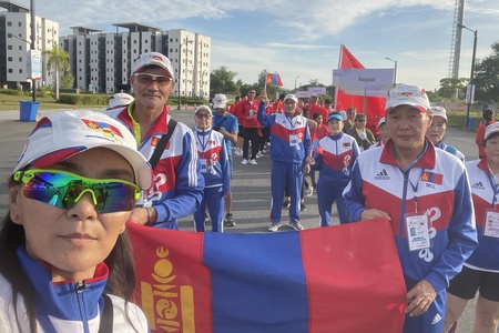 Монголын хөнгөн атлетикийн мастерууд Алтан медалиар тэмцээнээ эхэллээ.
