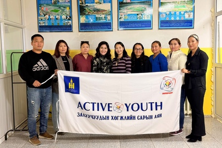 Залуучуудын хөгжил оролцоог нэмэгдүүлэх чиглэлээр “Active Youth” аяны хүрээнд “Гэр бүлийн харилцаа” сургалтыг сэтгэл зүйч (Ph.D) Н.Алтанцоож орлоо. 