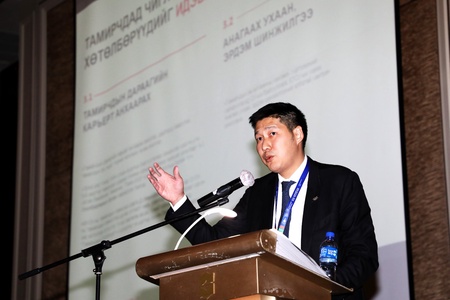 Монголын бадминтон сонирхогчдын холбооны тэргүүн Б.Баттүшиг МҮОХ-ны VIII чуулганаар МҮОХ-ны ерөнхийлөгчөөр сонгогдов.