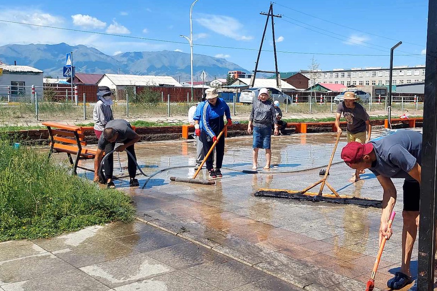 ДАРХАН АВАРГА Х.БАЯНМӨНХИЙН ХӨШӨӨ ОРЧМЫН ТАЛБАЙГ УГААЖ ЦЭВЭРЛЭЛЭЭ