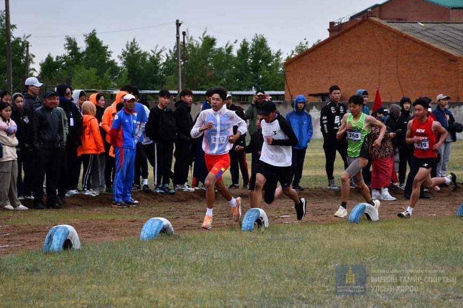 ТӨВ АЙМГИЙН ХӨНГӨН АТЛЕТИКИЙН ӨСВӨР ҮЕИЙН БАГ ТАМИРЧИД МОНГОЛ УЛСЫН АВАРГА ШАЛГАРУУЛАХ  ХӨНГӨН АТЛЕТИКИЙН U15, U17 НАСНЫ ТЭМЦЭЭНД АМЖИЛТТАЙ ОРОЛЦООД ИРЛЭЭ.