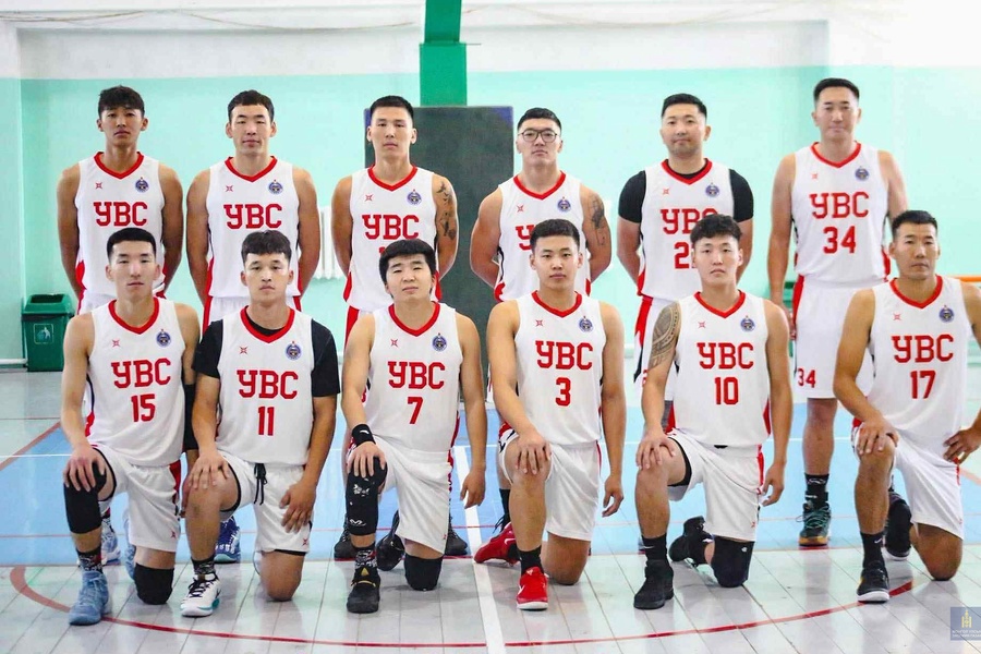 УВС АЙМАГ САГСАНБӨМБӨГИЙН ТӨРӨЛД АНХ УДААГАА ХҮРЭЛЬ МЕДАЛЬ ХҮРТЛЭЭ