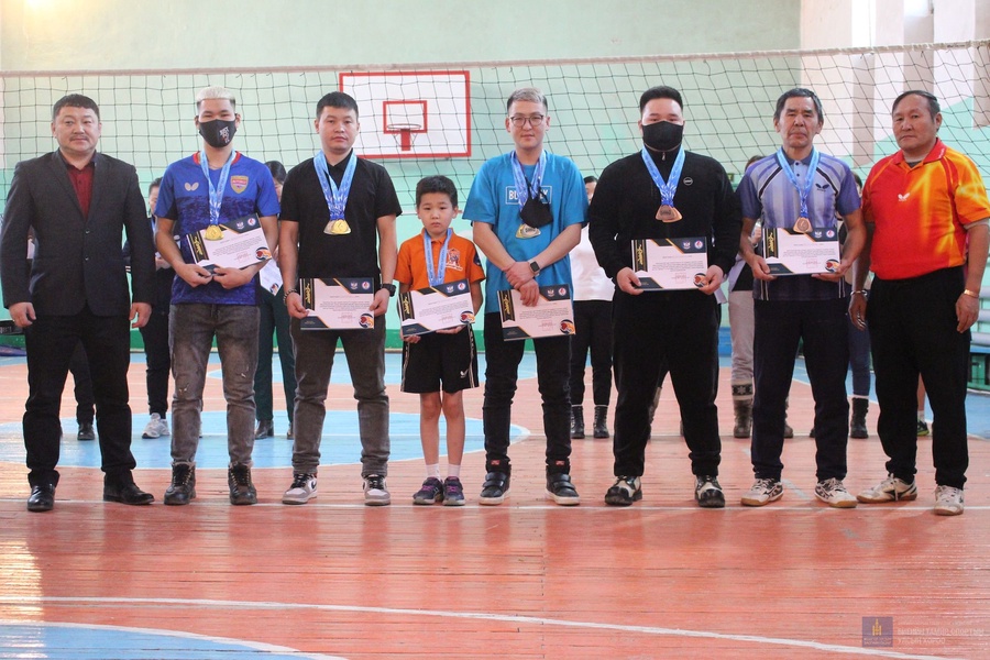Монголын бүх ард түмний спортын XV наадам Аймгийн аварга шалгаруулах 2022 оны насанд хүрэгчид, Ахмадын ширээний теннисний тэмцээн