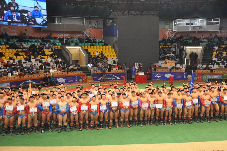  ҮНДЭСНИЙ БӨХИЙН ӨСВӨР ҮЕ, ЗАЛУУЧУУДЫН УЛСЫН АВАРГУУД ТОДОРЛОО