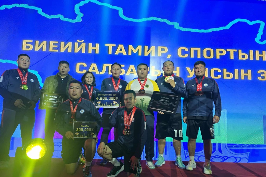 Биеийн тамир, спортын салбарын албан хаагчдын дунд зохион байгуулагдсан спортын 7 төрөлт наадамд Булган аймгийн Биеийн тамир, спортын газрын хамт олон Багийн дүнгээр 2 дугаар байранд шалгарлаа.