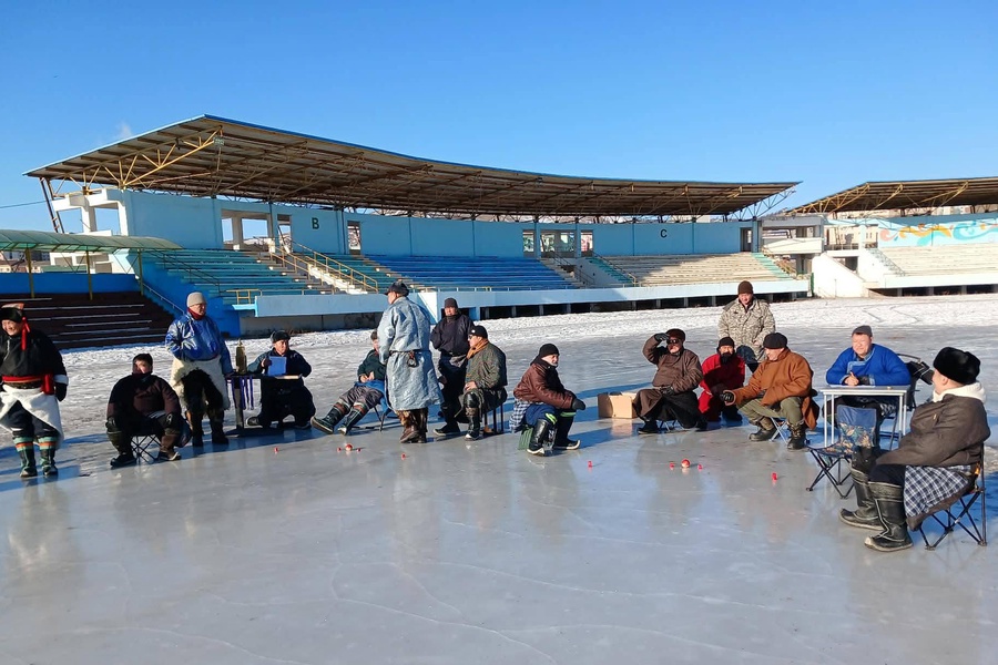 Орхон аймгийн мөнгөн толь мөсний шагайн холбооны нэрэмжит шилжин явах цомын аварга шалгаруулах тэмцээн амжилттай сайхан зохион байгуулагдлаа.
