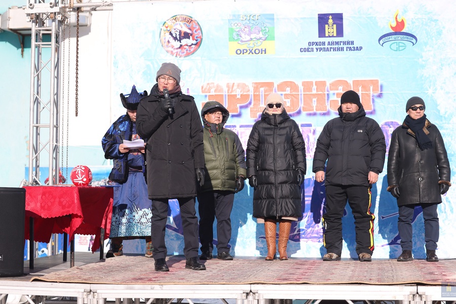 "Эрдэнэт мөнгөн өвөл-2024" аяны хүрээнд Гүйлтийн цанын аймгийн аварга шалгаруулах нээлттэй тэмцээнийг  "Эрдэнэт үйлдвэр" ТӨҮГ-н Сархиа баазад амжилттай зохион байгууллаа.