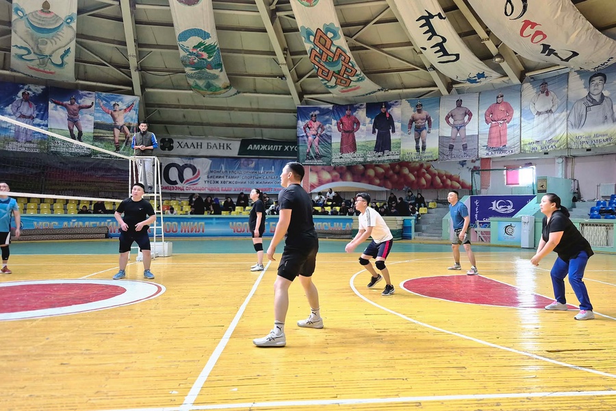 БАЙГАЛЬ ОРЧНЫ САЛБАРЫН ДУНДАХ ВОЛЕЙБОЛЫН ТЭМЦЭЭН: