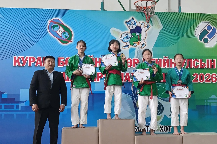 КУРАШ БӨХ БОЛОН БҮСТЭЙ БАРИЛДААНЫ ӨСВӨР ҮЕИЙН УЛСЫН АВАРГА ШАЛГАРУУЛАХ ТЭМЦЭЭН ЗОХИОН БАЙГУУЛАГДЛАА. 
