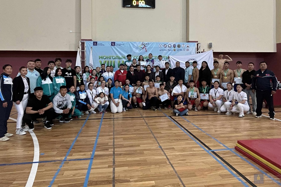 Монголын Хүүхдийн спортын зуны VIII наадмын Модон барилдааны төрөлд Орхон аймгаас оролцсон баг тамирчдадаас 1 алт, 2 хүрэл медалийн эзэд тодорлоо🥰. 