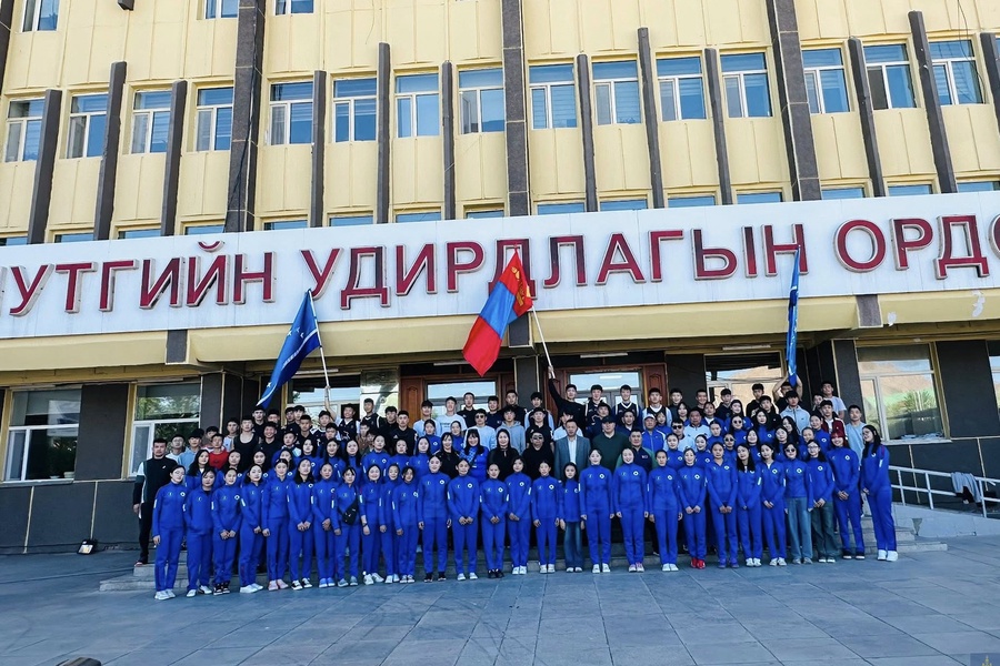 Монголын хүүхдийн спортын зуны VIII наадам 05-р сарын 26-наас 06-р сарын 05-ны хооронд Улаанбаатар хотноо болно. 