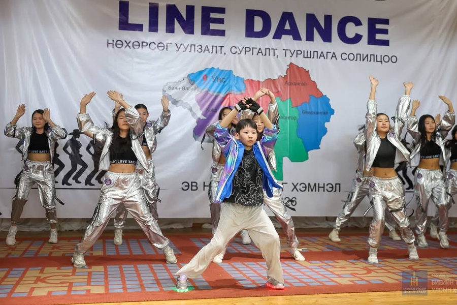 🕺💃✨ БАРУУН  НАЙМАН АЙМГИЙН ШУГАМАН БҮЖГИЙН ТАМИРЧДЫН ЧУУЛГА УУЛЗАЛТ АЛБАН ЁСООР НЭЭГДЛЭЭ ✨💃🕺