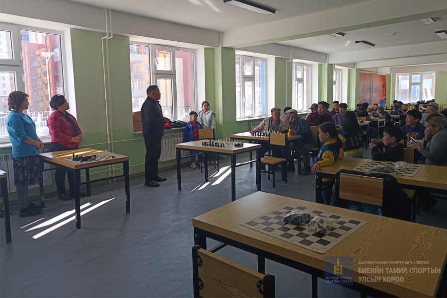 ТӨВ АЙМГИЙН НАСАНД ХҮРЭГЧДИЙН АЙМГИЙН АВАРГА ШАЛГАРУУЛАХ НЭЭЛТТЭЙ ТЭМЦЭЭН АМЖИЛТТАЙ ЗОХИОН БАЙГУУЛАГДЛАА.