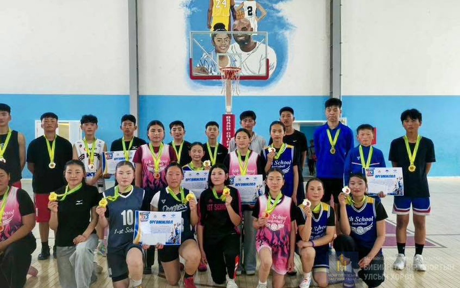 Эх үрсийн баярт зориулсан 3х3 сагсан бөмбөгийн тэмцээний U13-14 нас амжилттай болж өндөрлөлөө. Эрэгтэй төрөлд 